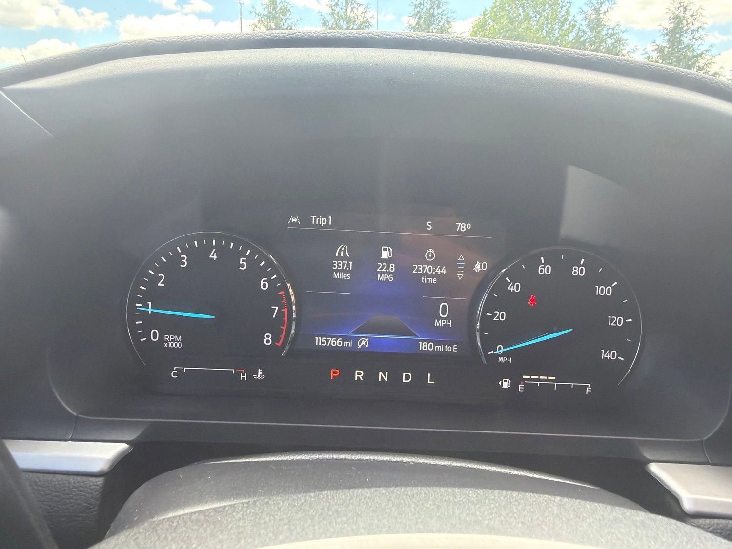 Used 2021 Ford Explorer XLT AWD/4WD image 11