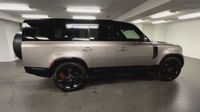 Used 2023 Land Rover Defender 130 X AWD/4WD image 9