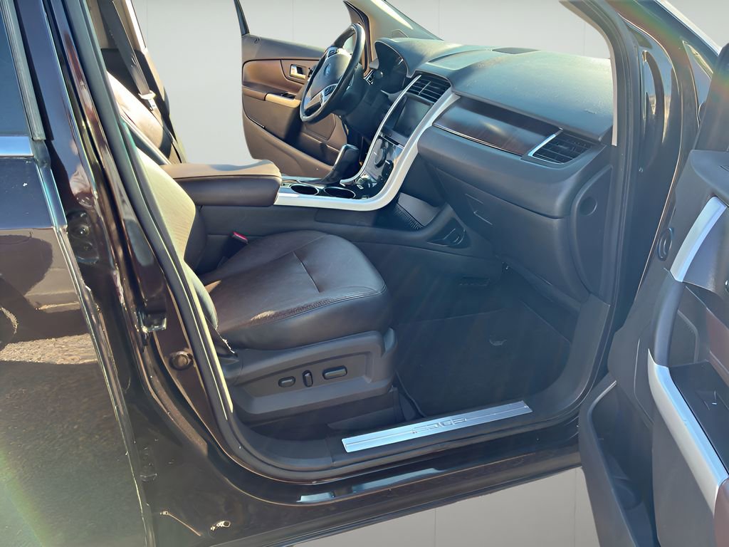 Used 2013 Ford Edge Limited AWD/4WD image 18
