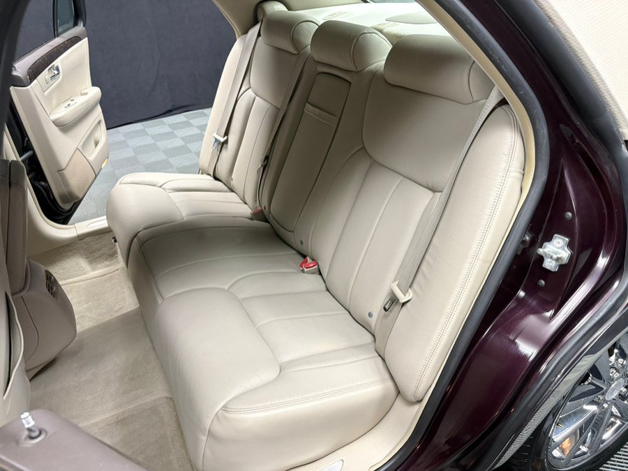 Used 2008 Cadillac DTS Luxury I FWD image 33