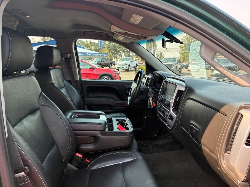 Used 2015 GMC Sierra 1500 SLT w/ SLT Preferred Package AWD/4WD image 15
