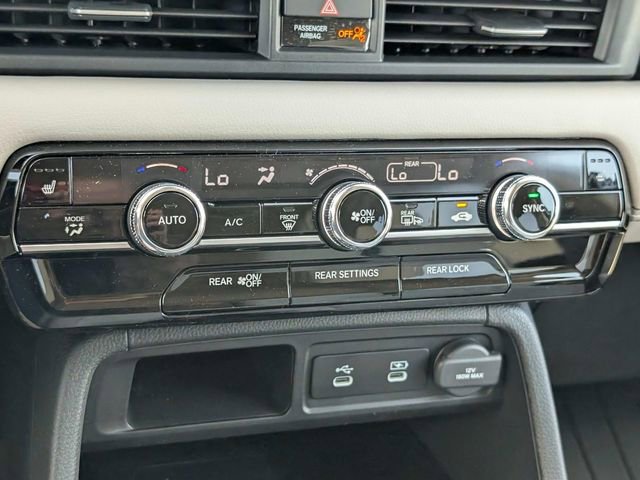 New 2026 Honda Pilot Touring image 23