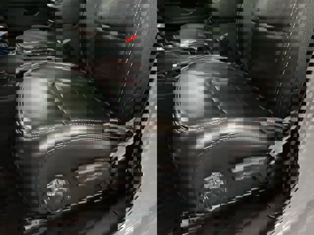 Used 2022 Jeep Wrangler Unlimited Sahara w/ Cold Weather Group image 19