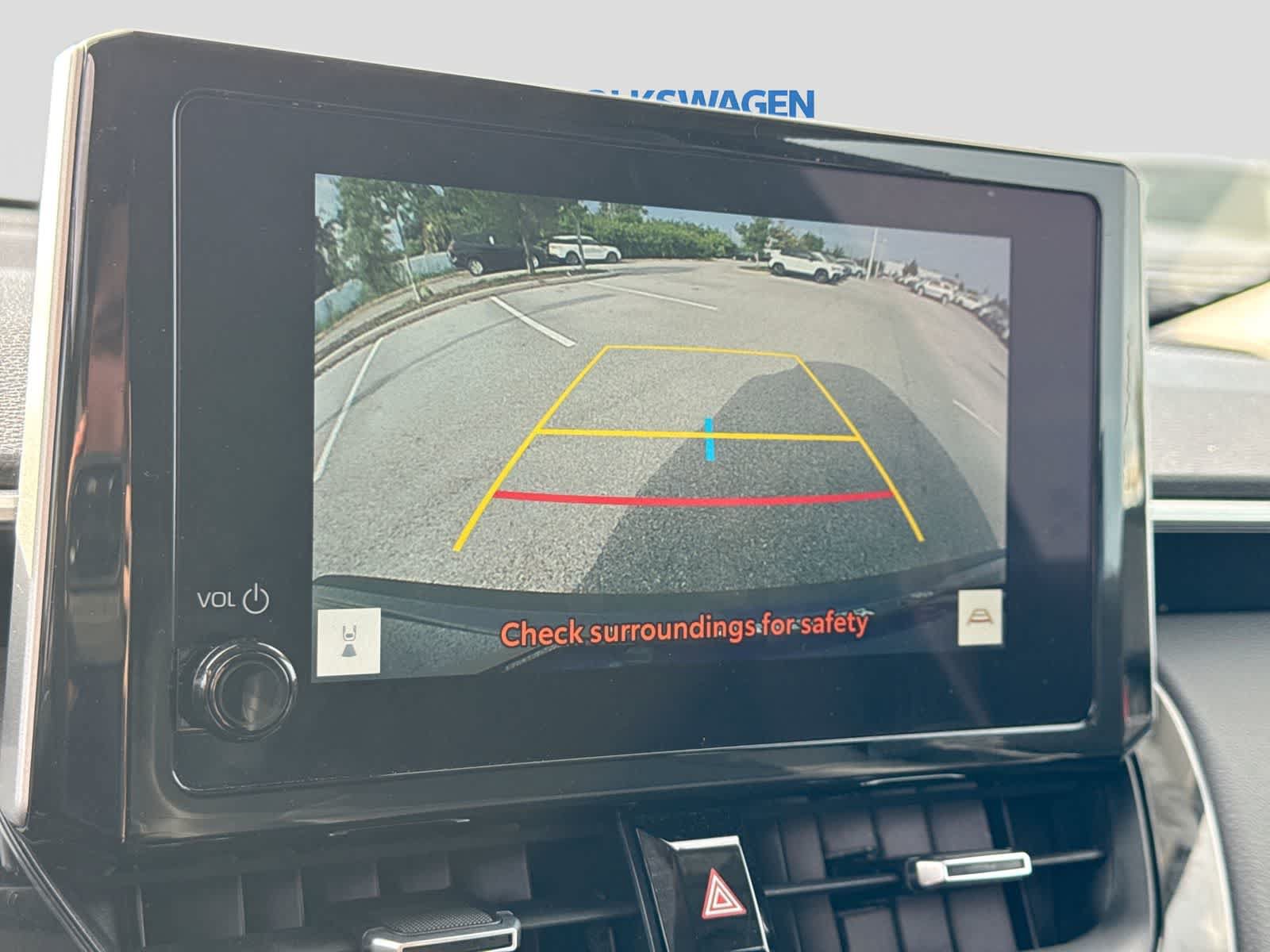 Used 2025 Toyota Corolla Cross XLE FWD image 36