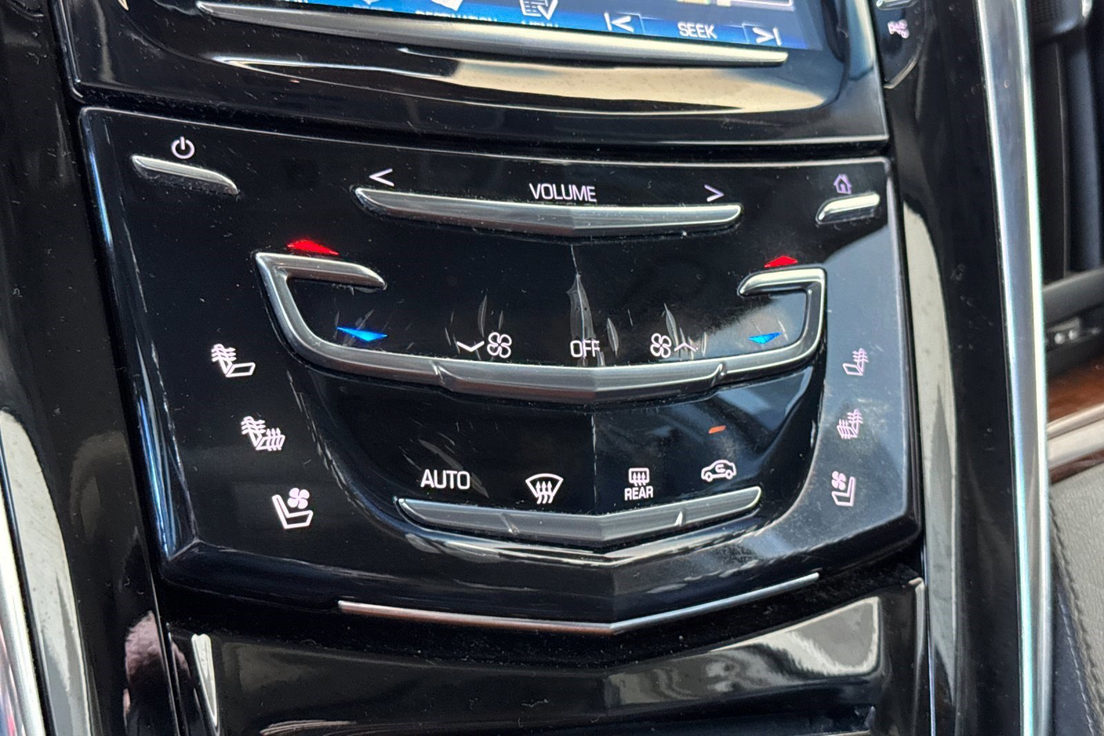Used 2017 Cadillac Escalade Premium Luxury image 21