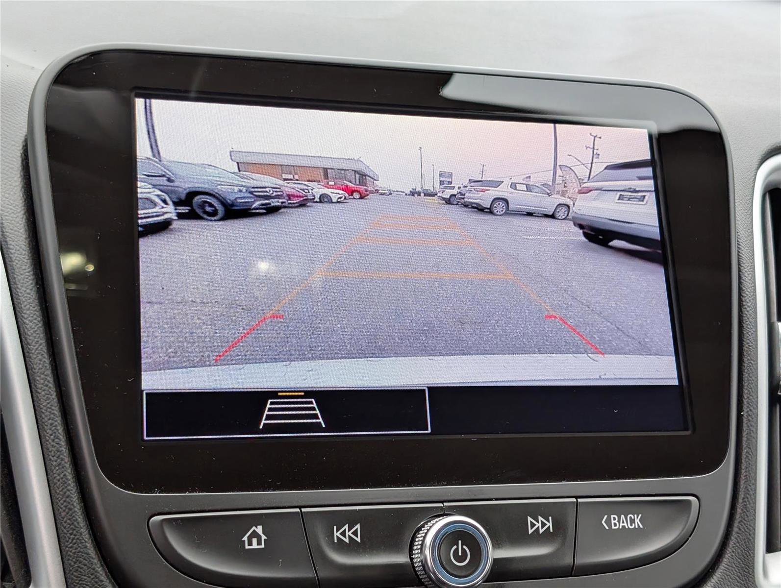 Used 2024 Chevrolet Malibu LT image 28