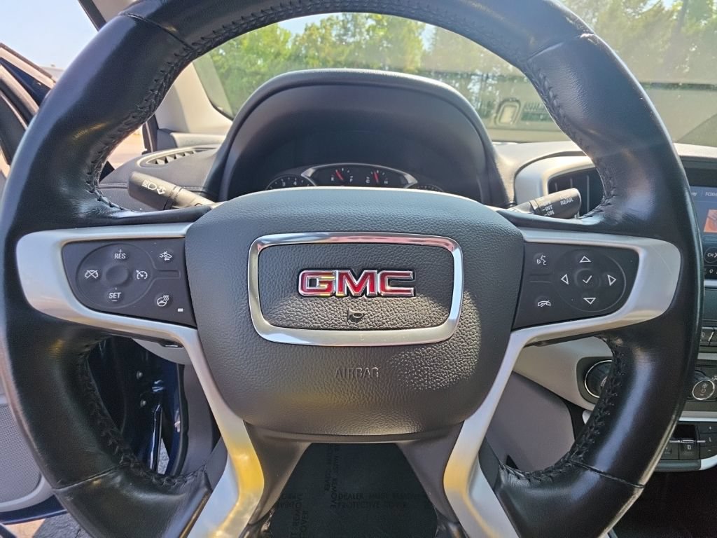 Certified 2022 GMC Terrain SLT FWD image 25