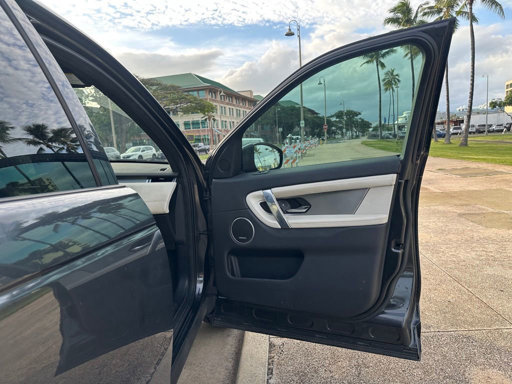 Used 2021 Land Rover Discovery Sport S R-Dynamic image 18