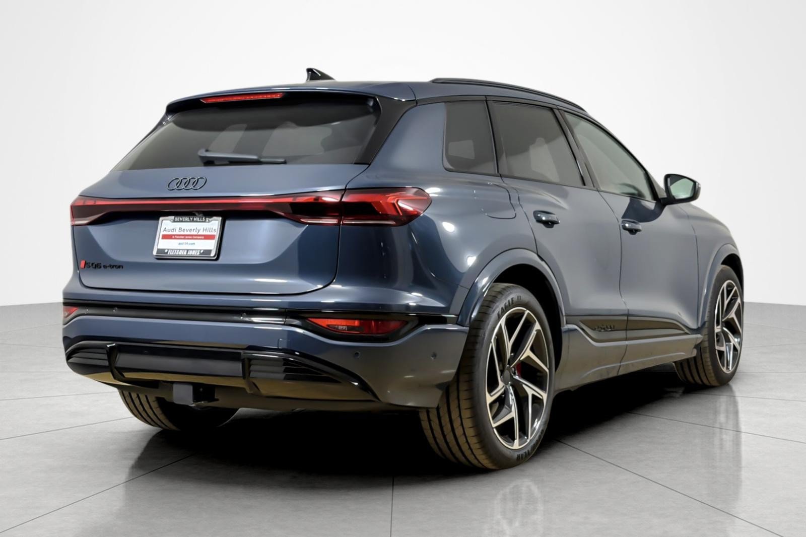 New 2027 Audi SQ6 e-tron Premium Plus AWD/4WD image 6