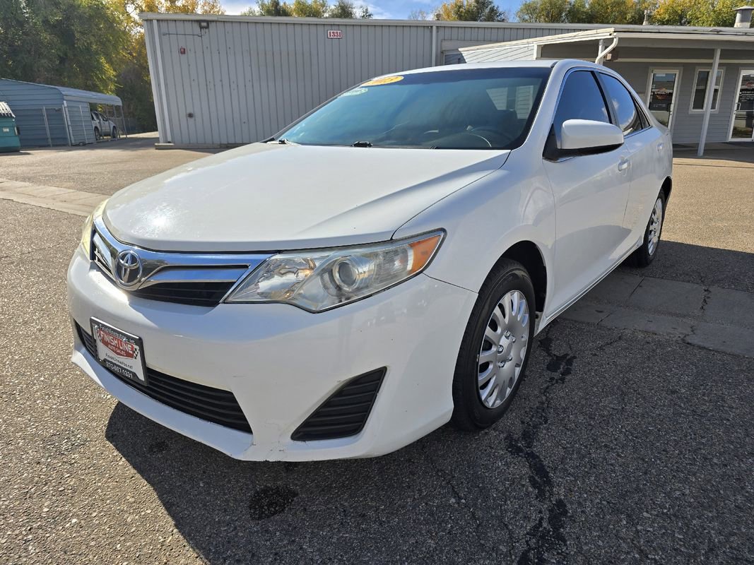 Used 2013 Toyota Camry LE image 10