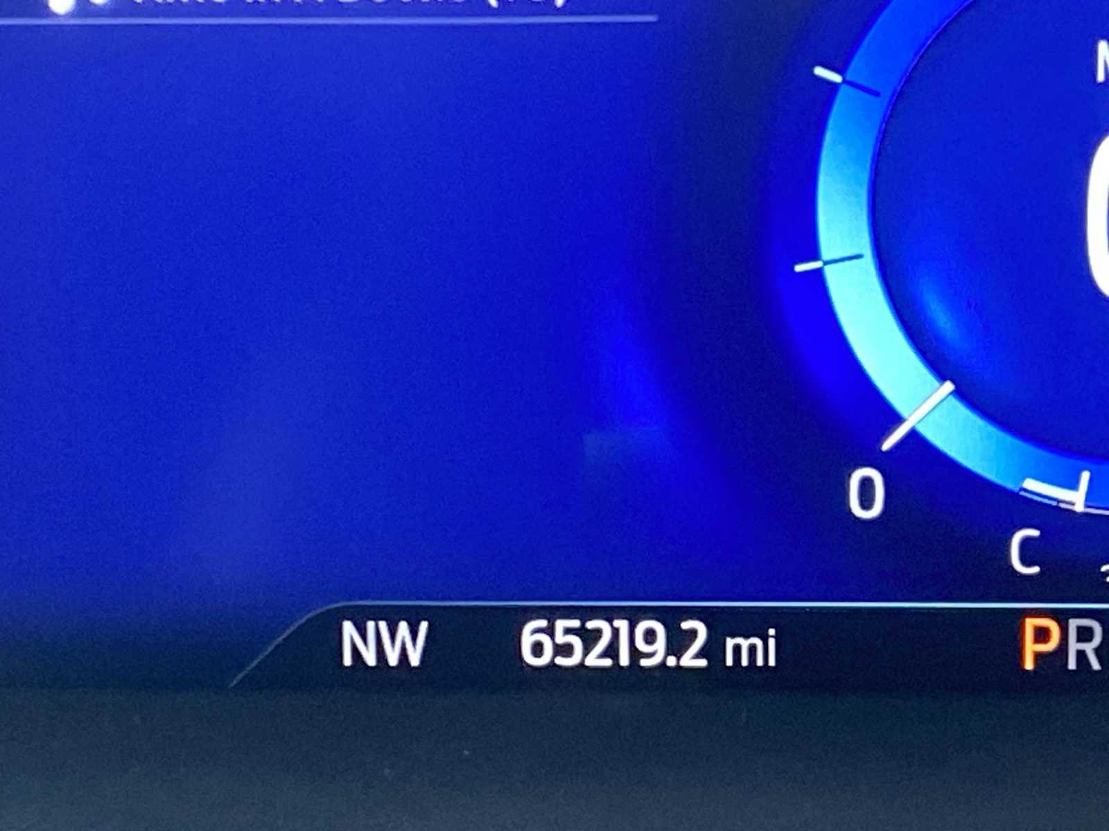 Used 2020 Ford Explorer Platinum w/ Premium Technology Package image 21