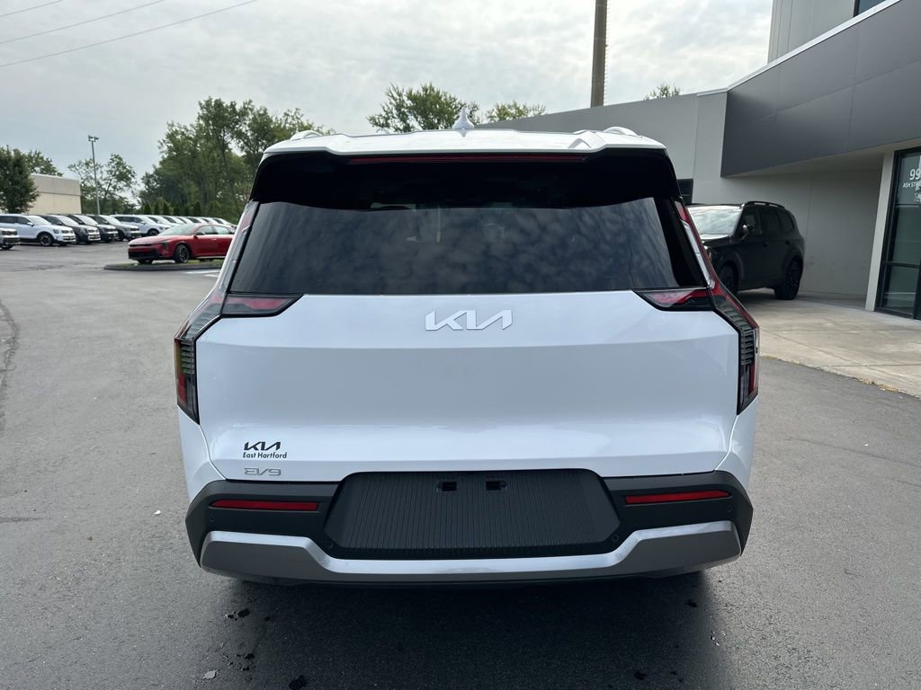New 2026 Kia EV9 Wind image 6