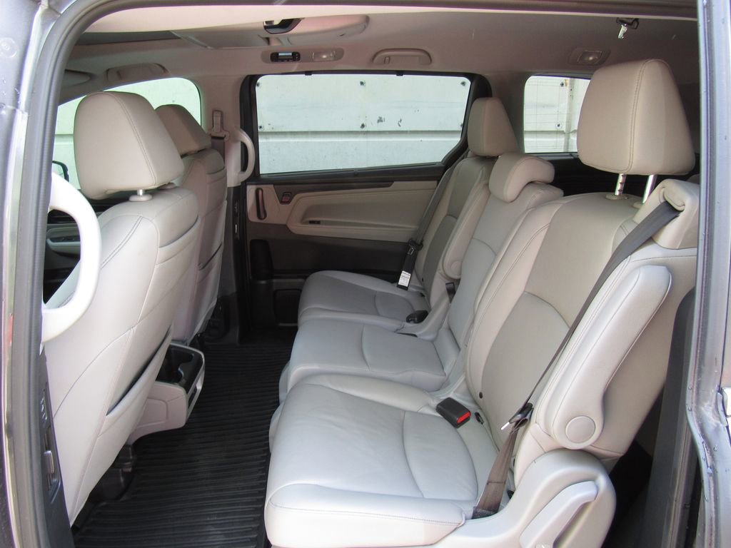 Used 2023 Honda Odyssey Touring image 15
