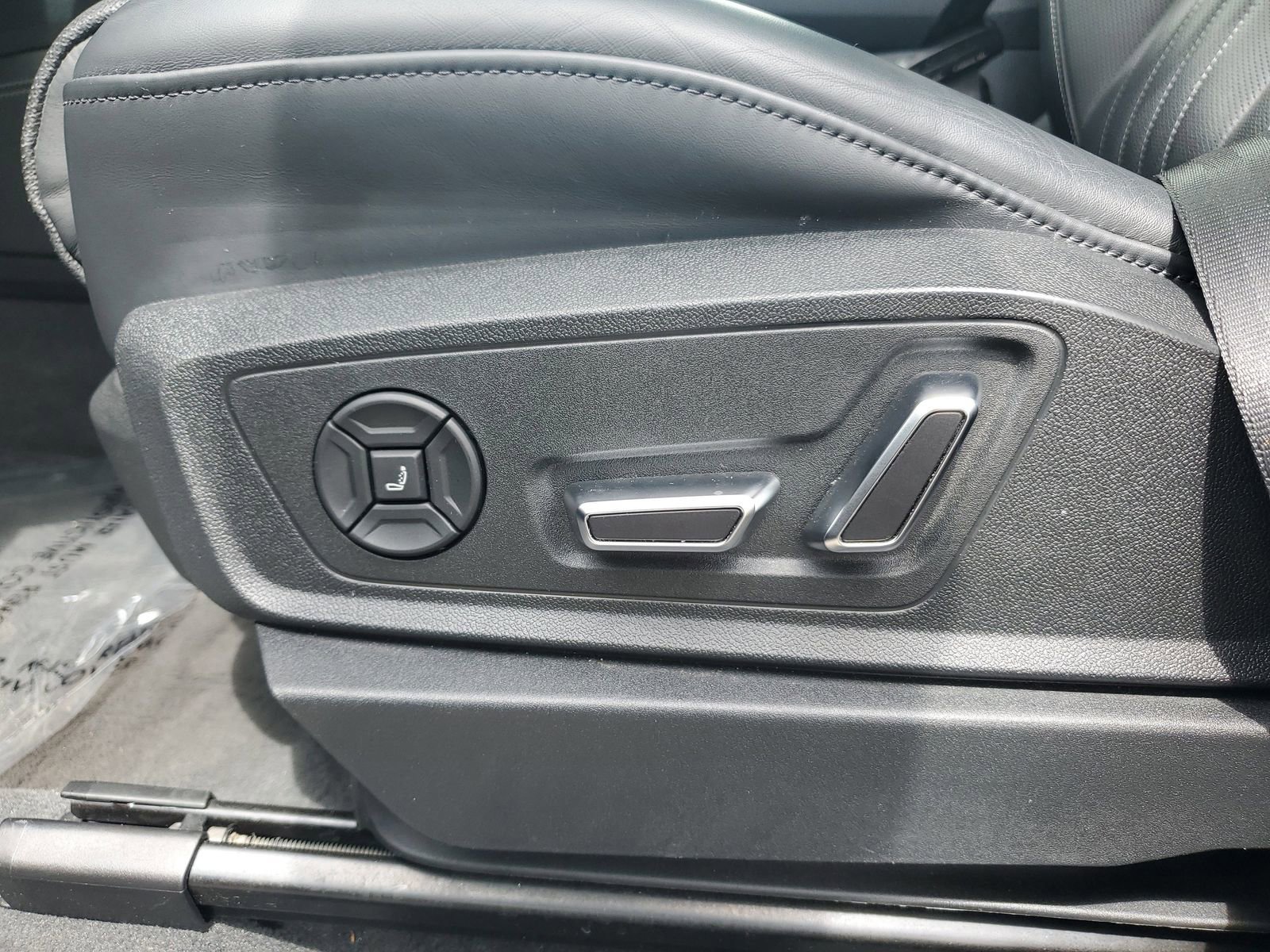 Used 2023 Audi e-tron Chronos w/ Chronos Package AWD/4WD image 24