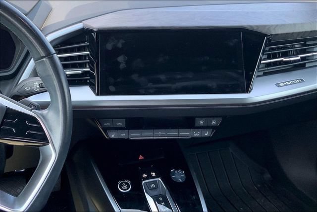 Used 2023 Audi Q4 e-tron Premium Plus w/ Premium Plus AWD/4WD image 6