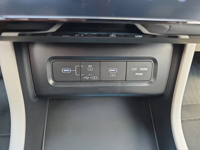 Used 2026 Hyundai Tucson Limited FWD image 22