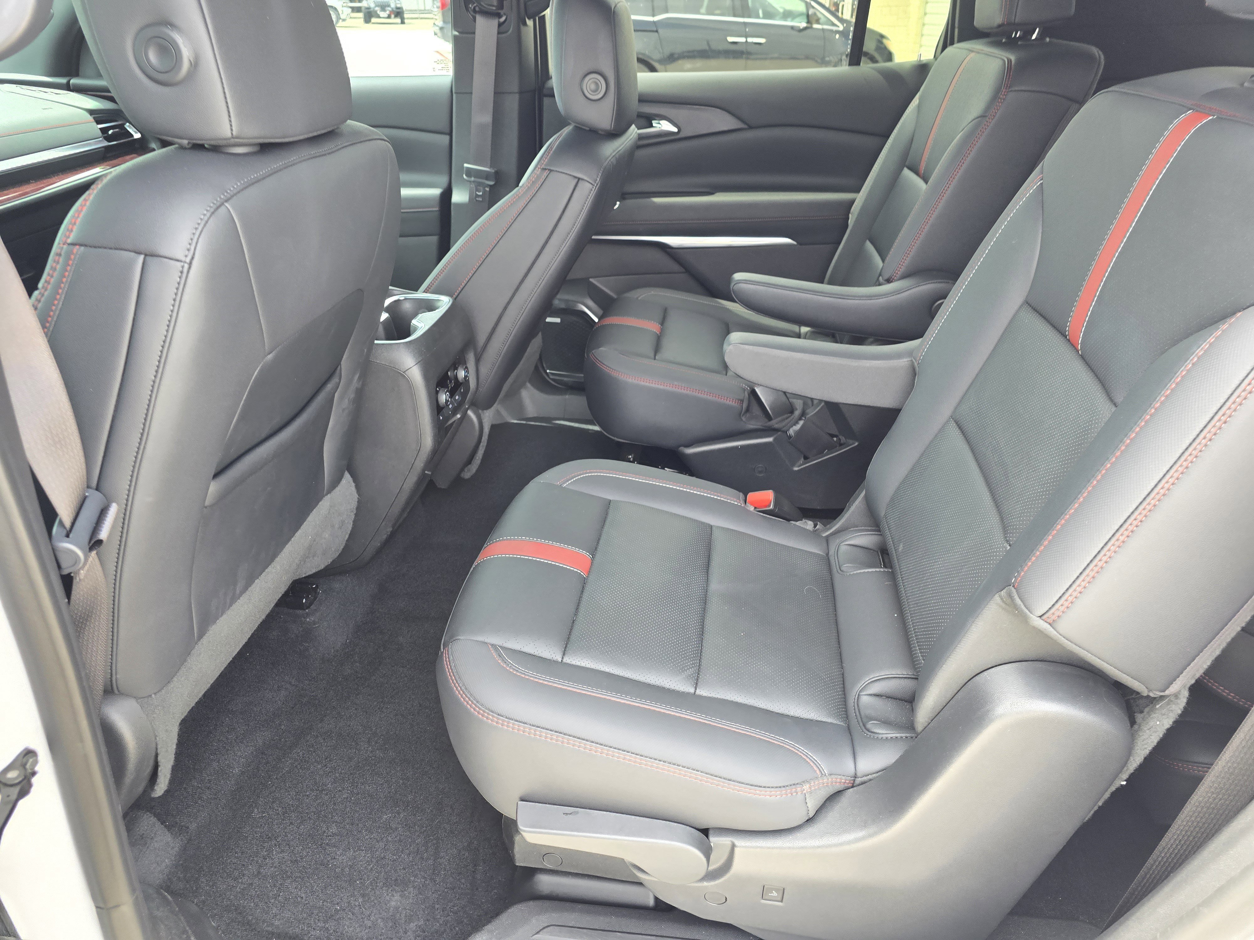Used 2024 Chevrolet Traverse RS w/ LPO, Floor Liner Package image 11