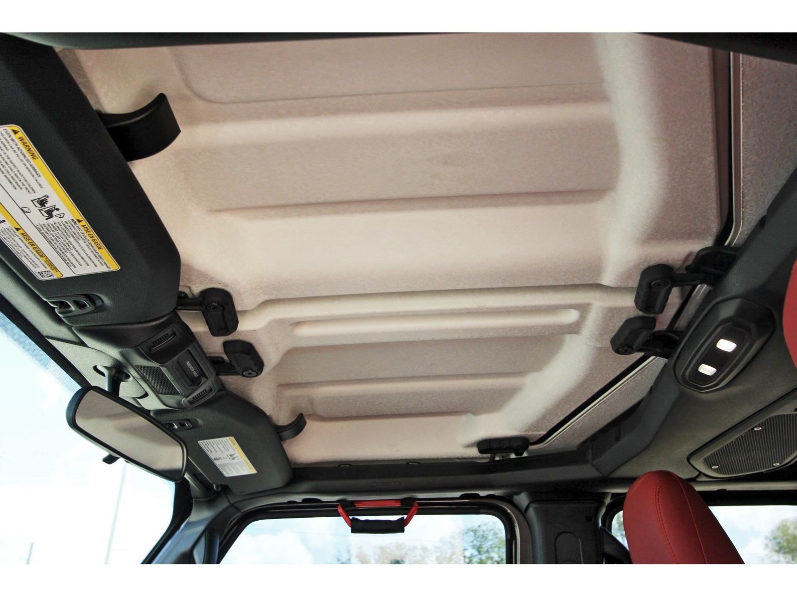 Used 2025 Jeep Gladiator Sport AWD/4WD image 33