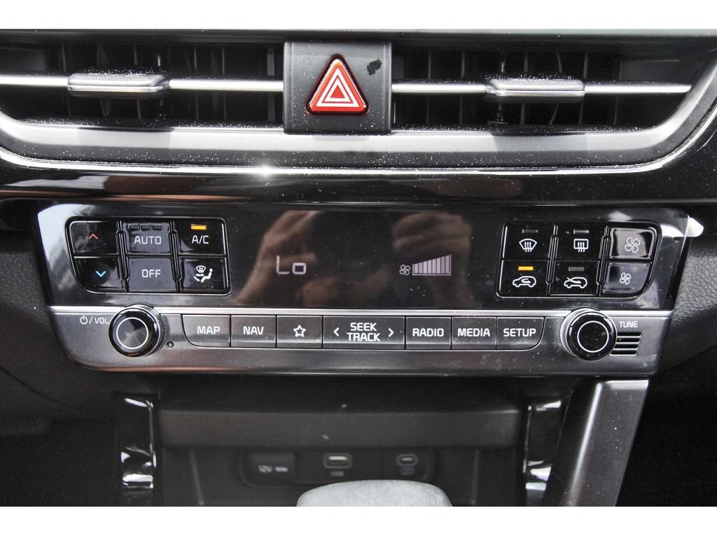 Used 2024 Kia Seltos S FWD image 28