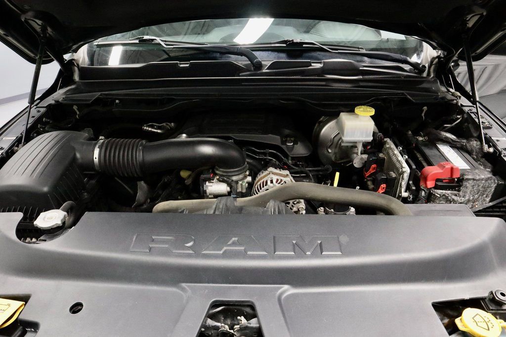 Used 2019 RAM 1500 Laramie w/ Sport Appearance Package image 17