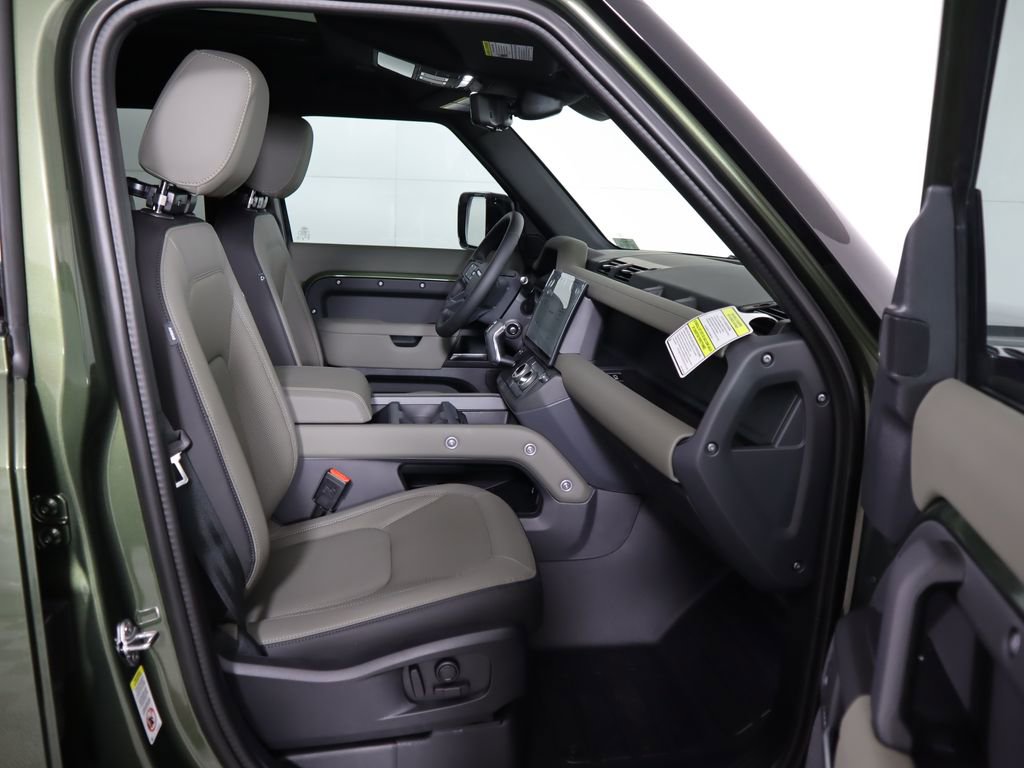New 2026 Land Rover Defender 110 S image 21