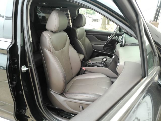 Used 2020 Hyundai Santa Fe SEL w/ Convenience + Premium Package FWD image 25