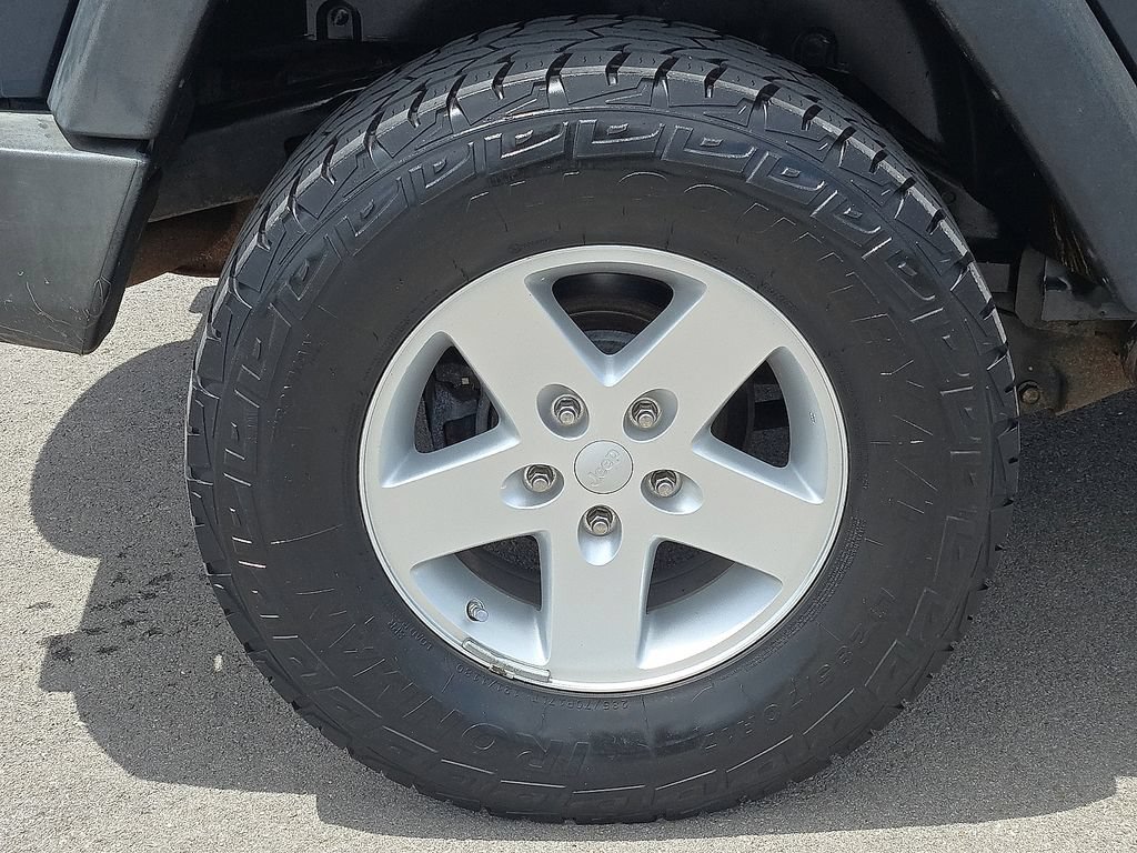 Used 2008 Jeep Wrangler X AWD/4WD image 7