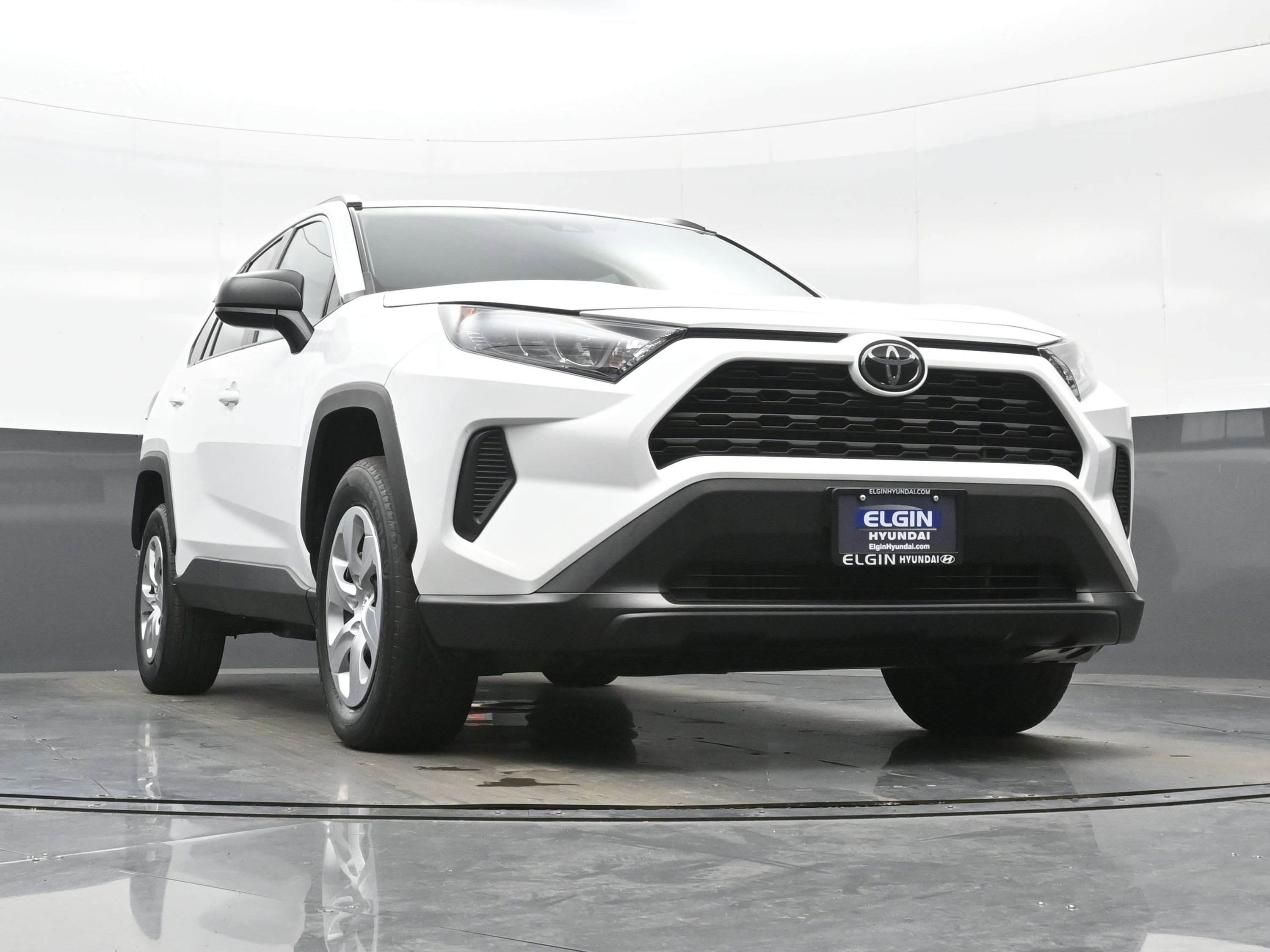 Used 2020 Toyota RAV4 LE w/ All Weather Liner Package FWD image 29