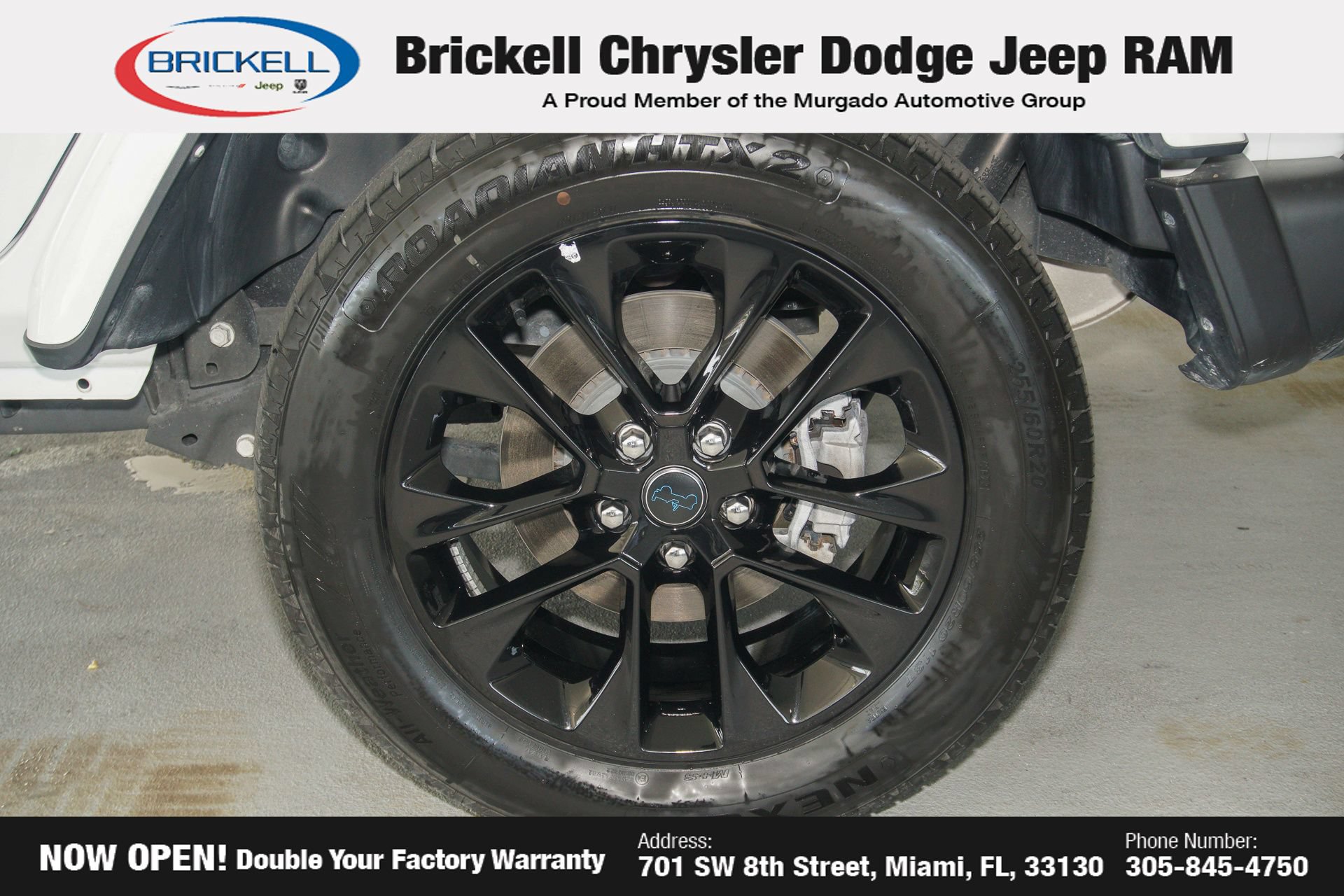Used 2024 Jeep Wrangler Unlimited Sahara AWD/4WD image 38