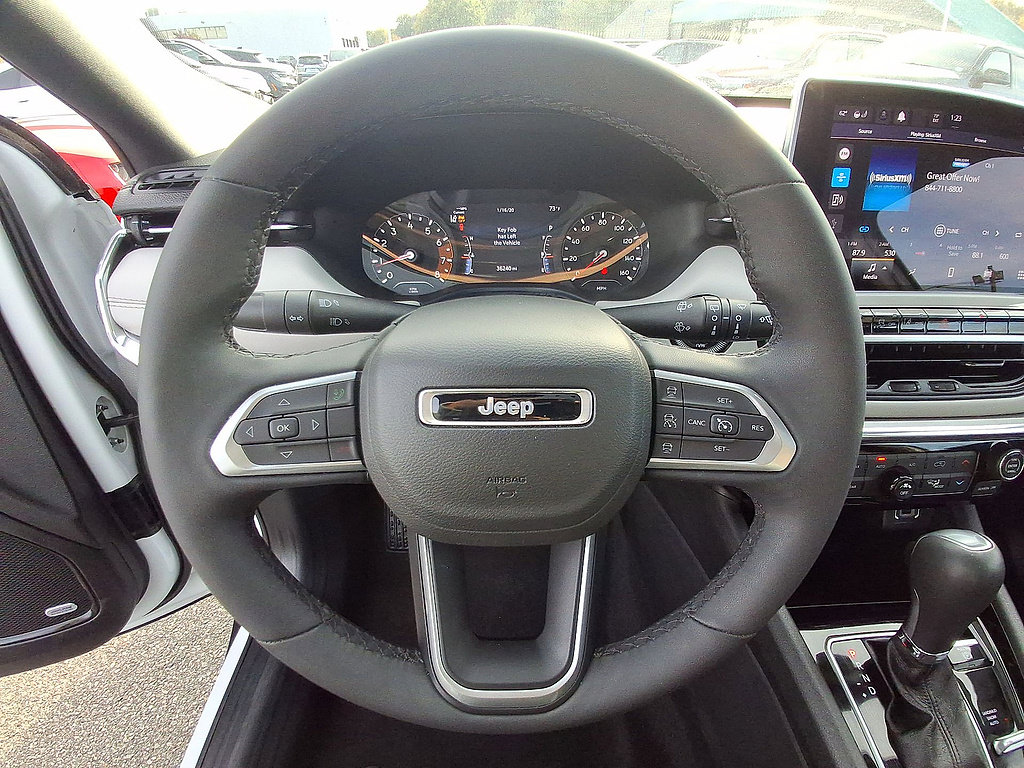 Used 2024 Jeep Compass Limited w/ Sun and Sound Group AWD/4WD image 22