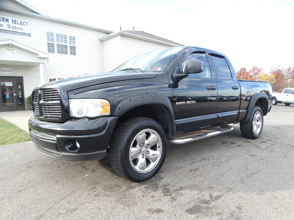 Used 2004 Dodge Ram 1500 Truck SLT w/ Quad Cab Value Group image 2