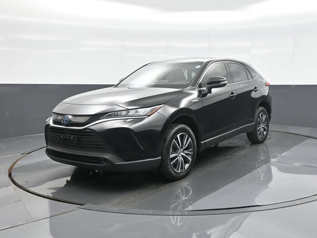 Certified 2021 Toyota Venza LE w/ Carpet Mat Package (TMS) AWD/4WD image 3