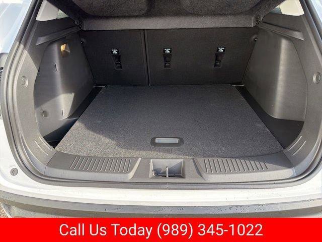 New 2026 Chevrolet Trax LT w/ Driver Confidence Package image 31