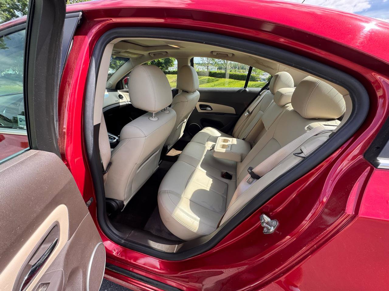 Used 2011 Chevrolet Cruze LTZ w/ RS Package FWD image 17