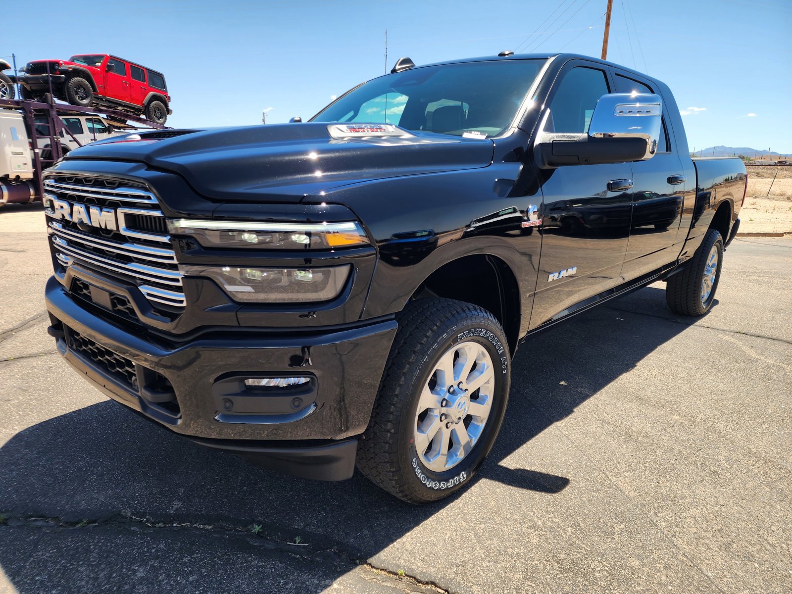 New 2026 RAM 2500 Laramie AWD/4WD image 4