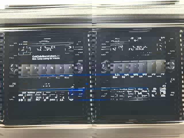 Certified 2023 Volkswagen Atlas SE image 11