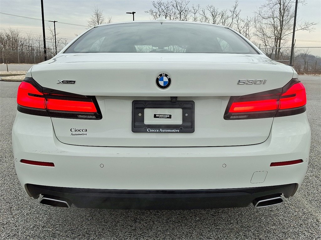 Certified 2023 BMW 530i xDrive w/ Premium Package image 8