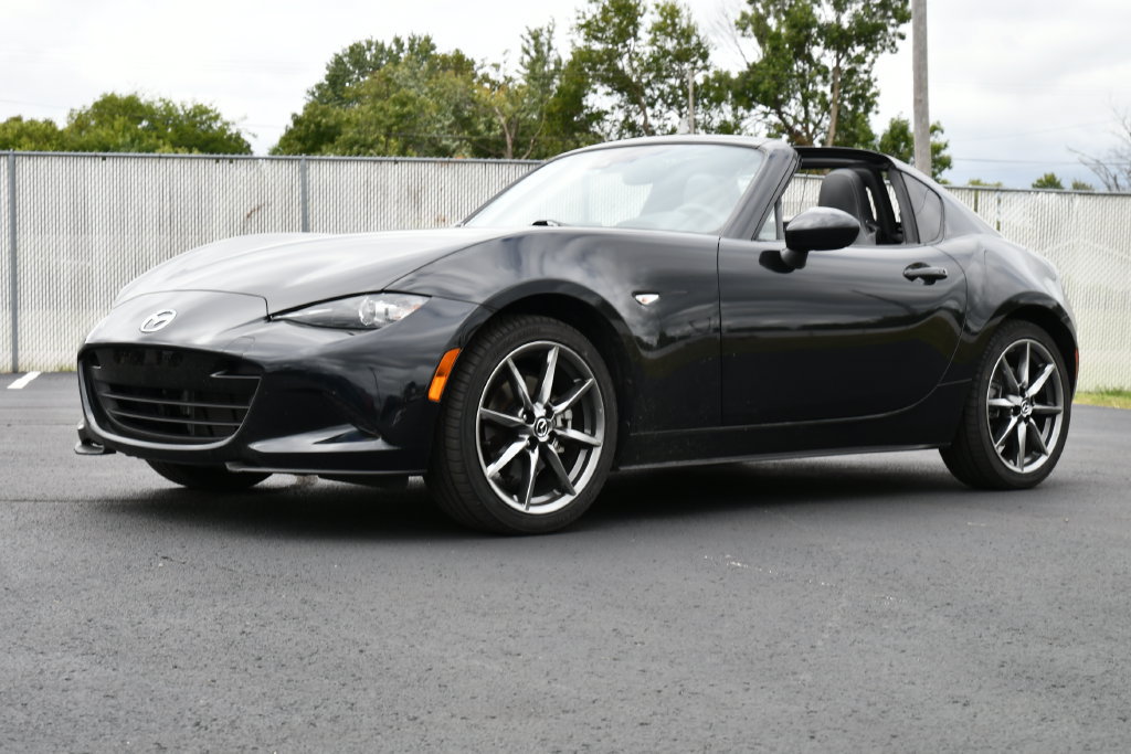 Used 2021 MAZDA MX-5 Miata RF Grand Touring RWD image 3