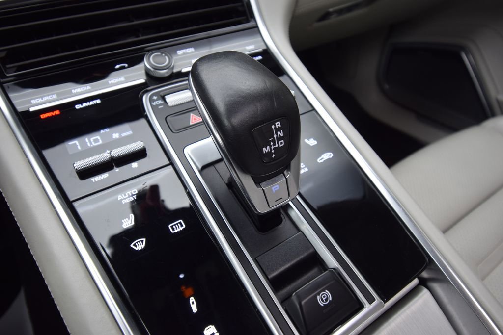 Used 2017 Porsche Panamera Turbo image 26