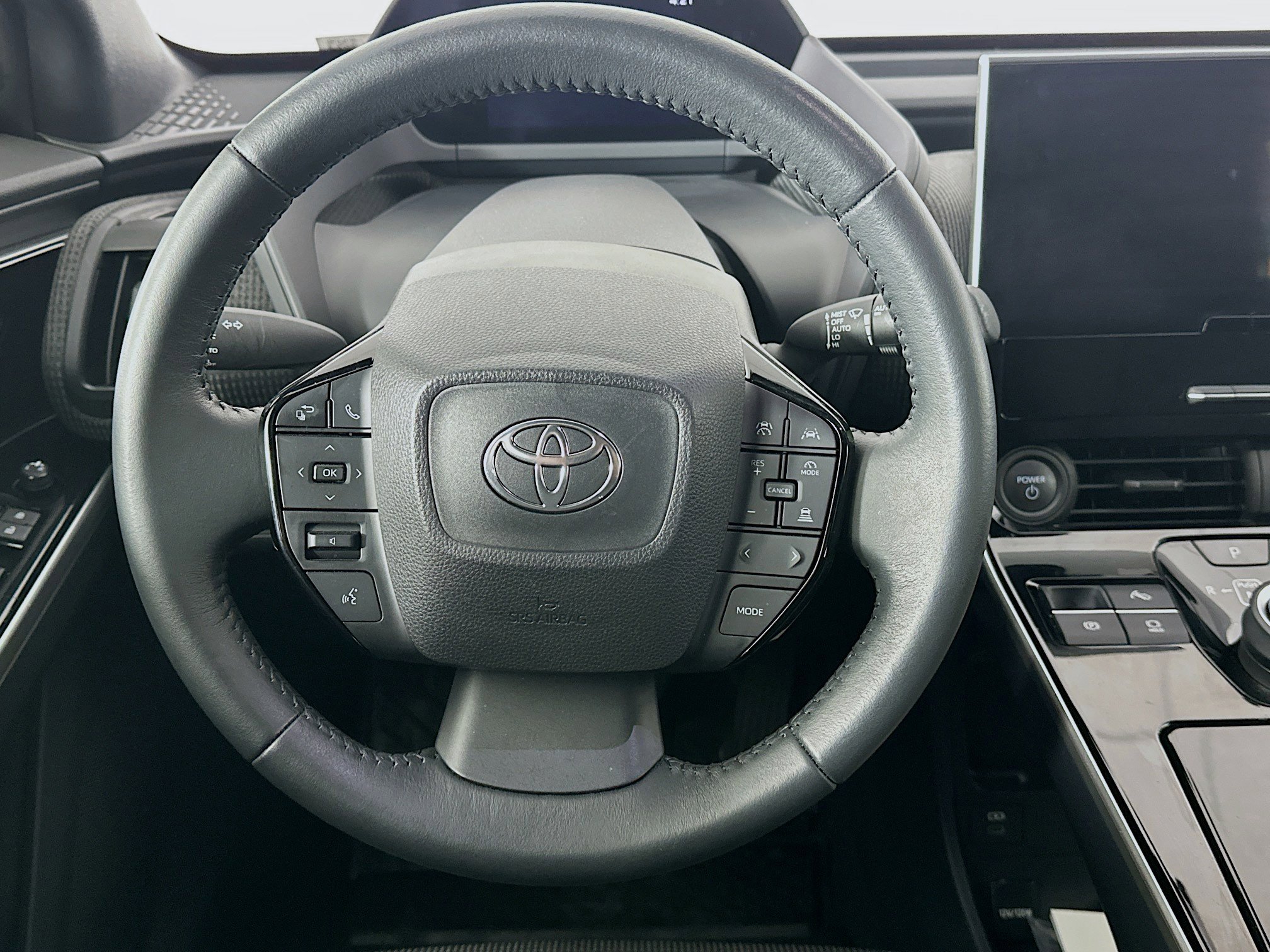 Used 2024 Toyota bZ4X FWD image 18