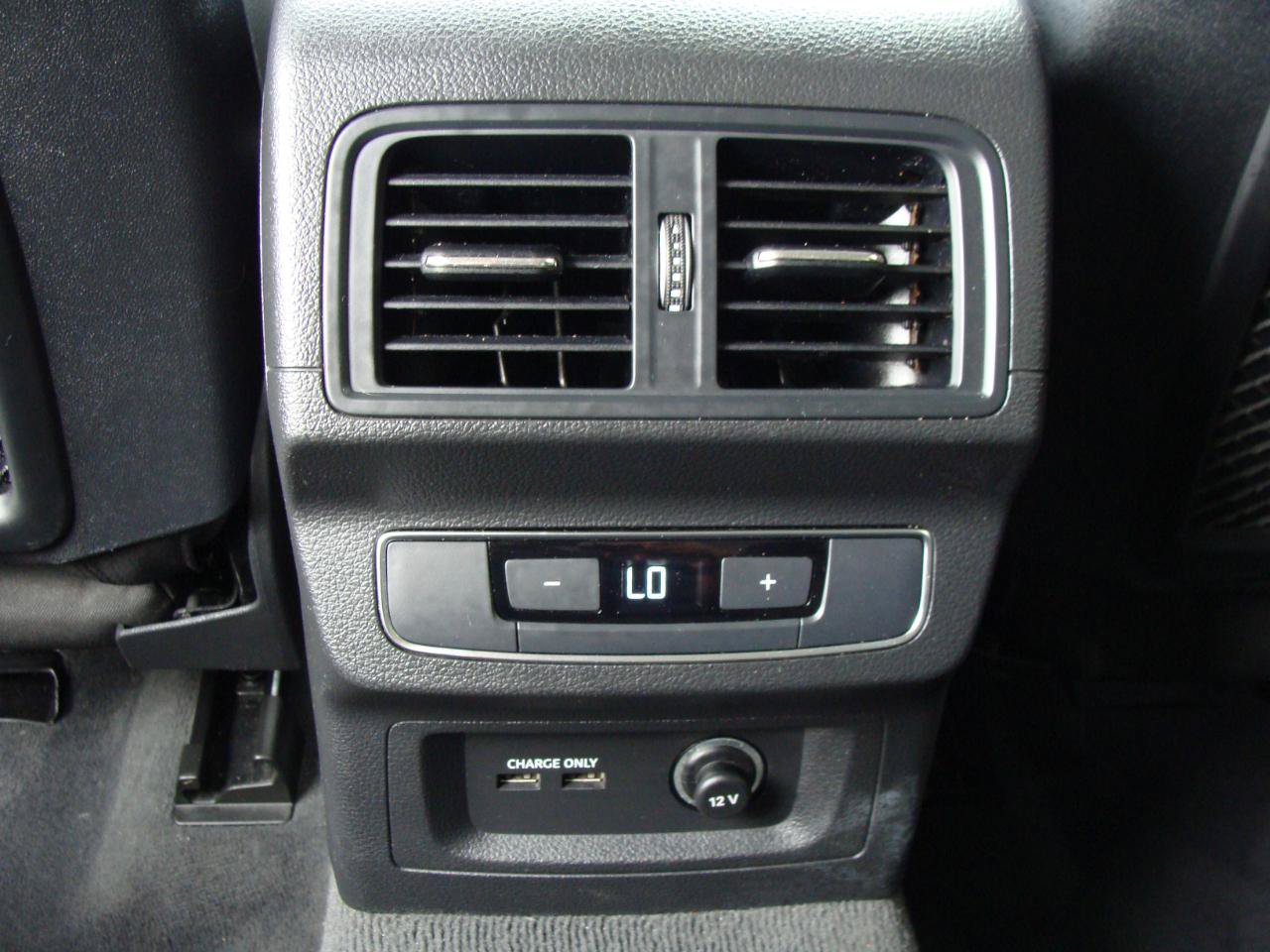 Used 2021 Audi Q5 e Premium Plus w/ Premium Plus Package AWD/4WD image 29