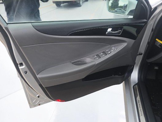 Used 2014 Hyundai Sonata Limited FWD image 17