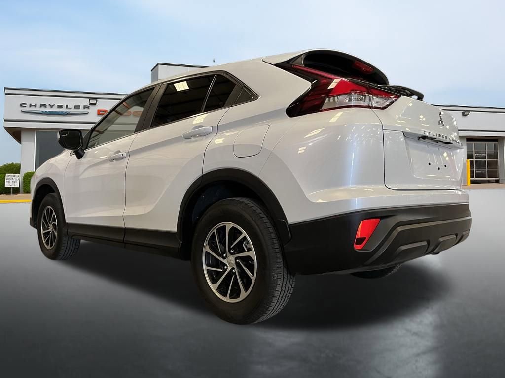 Used 2024 Mitsubishi Eclipse Cross ES AWD/4WD image 11