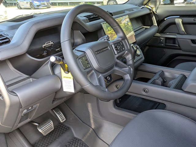 New 2026 Land Rover Defender 110 OCTA image 3