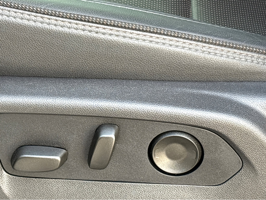 Used 2026 Chevrolet Silverado 1500 High Country w/ Midnight Edition image 14