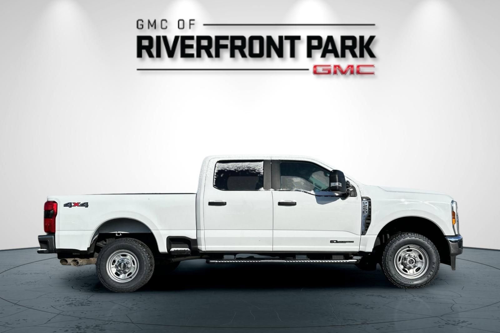 Used 2024 Ford F250 XL w/ 360-Degree Camera Package image 2