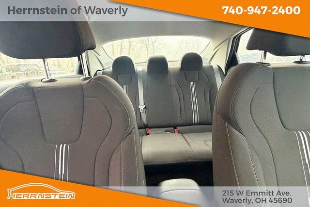 Used 2024 Hyundai Elantra SEL image 23