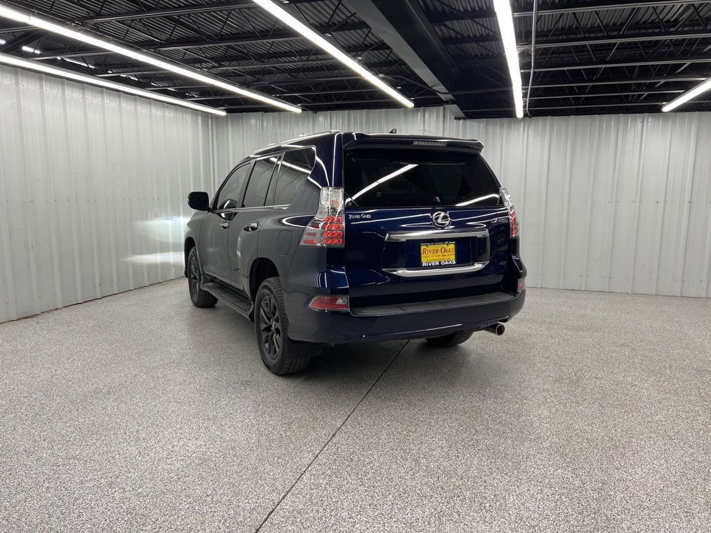 Used 2023 Lexus GX 460 Premium w/ Premium Plus Package image 4