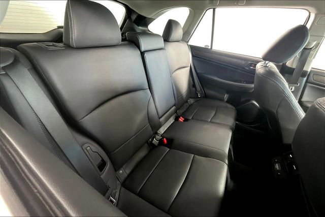 Used 2018 Subaru Outback 2.5i Limited image 27