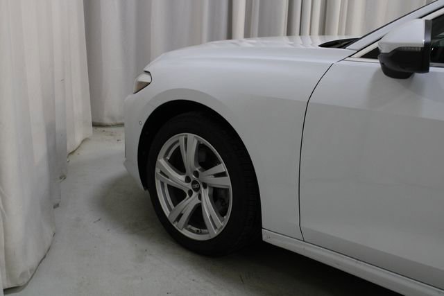 Used 2025 Audi A5 2.0T Premium w/ Convenience Package AWD/4WD image 27